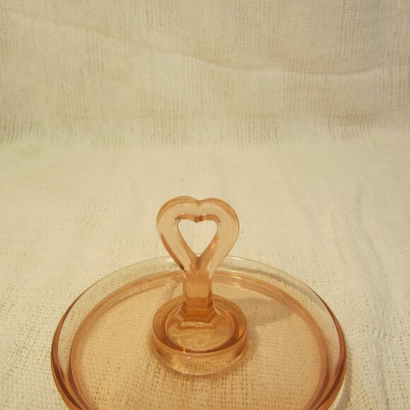 VTG PINK DEPRESSION GLASS TIDBIT TRAY WITH HEART HANDLE - Picture 4 of 5